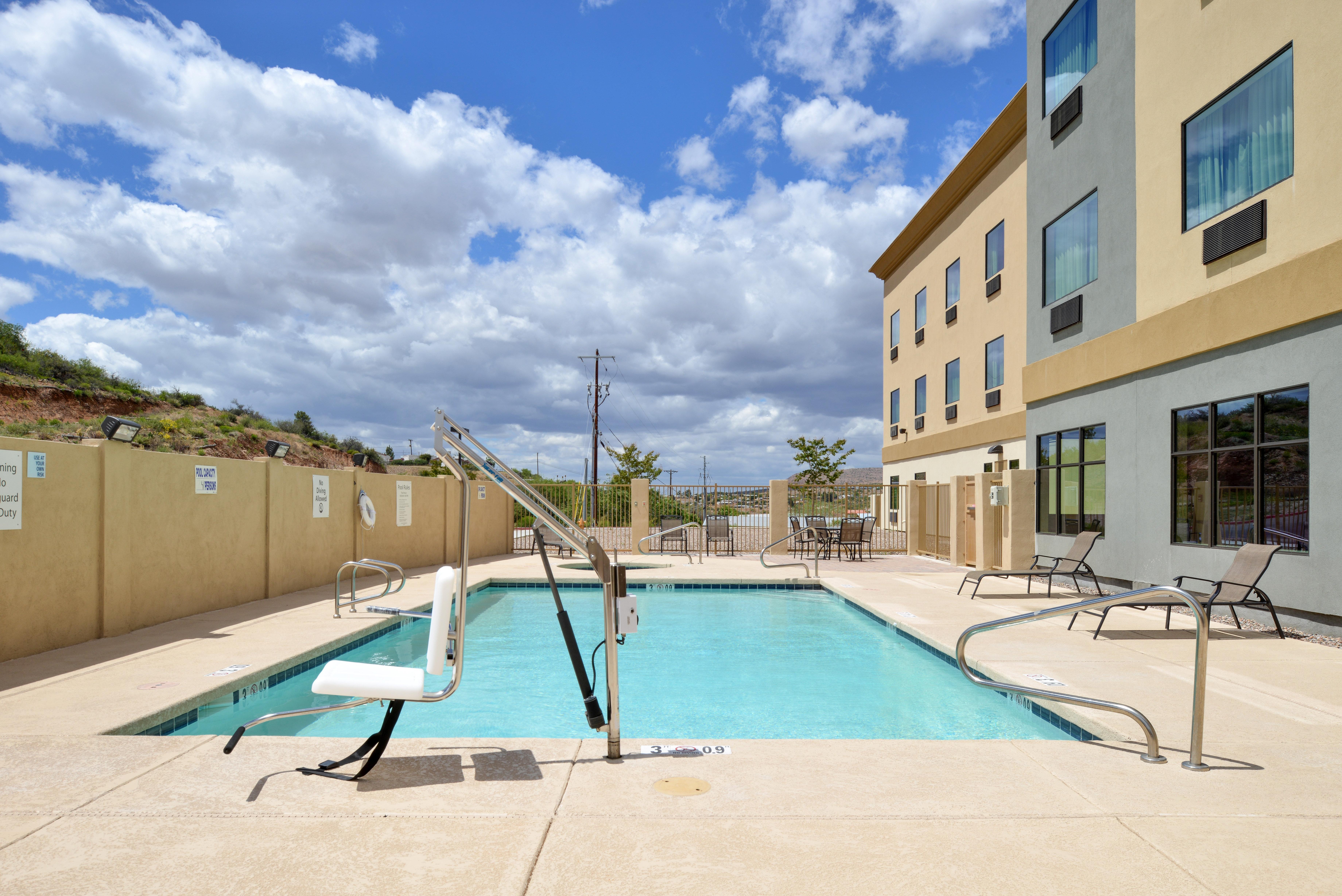 Holiday Inn Express & Suites Globe By Ihg Екстер'єр фото